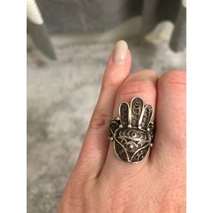 🎉 Hamsa Ring •